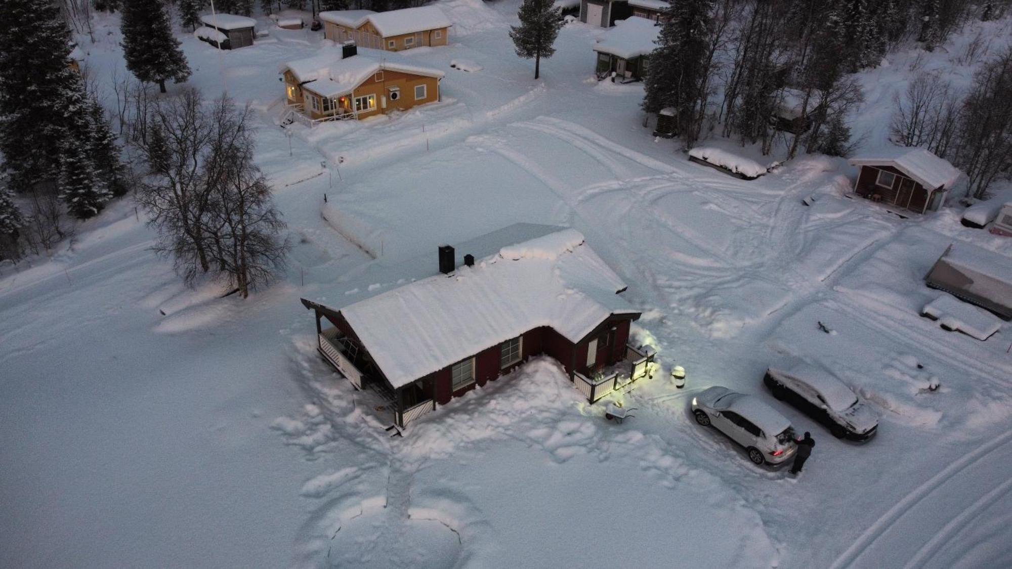 Little Adorable Red Villa Kiruna Ngoại thất bức ảnh